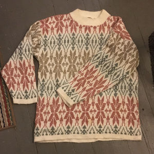 Vintage holiday sweater (red/pink/green/tan)